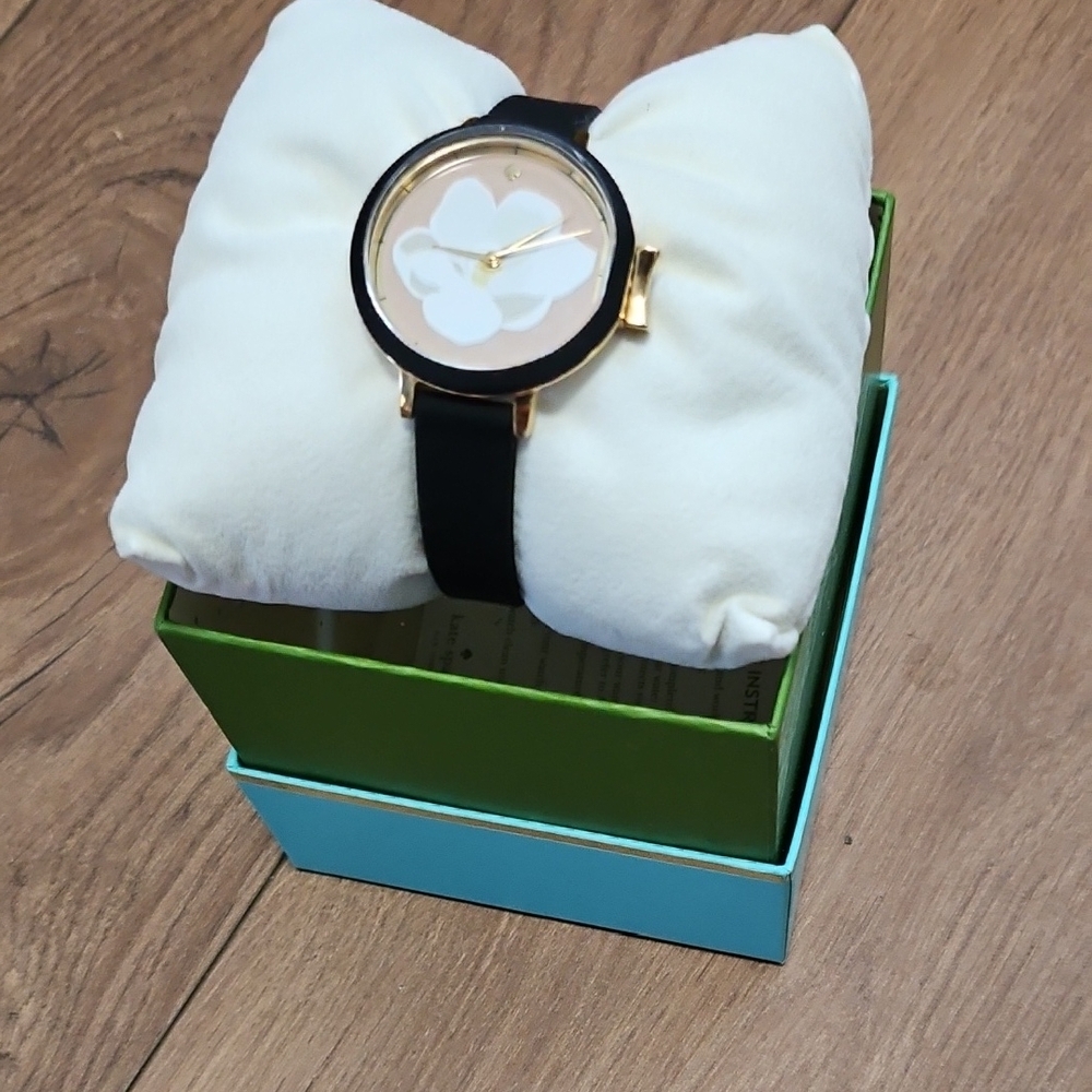 Black and Gold Floral Watch